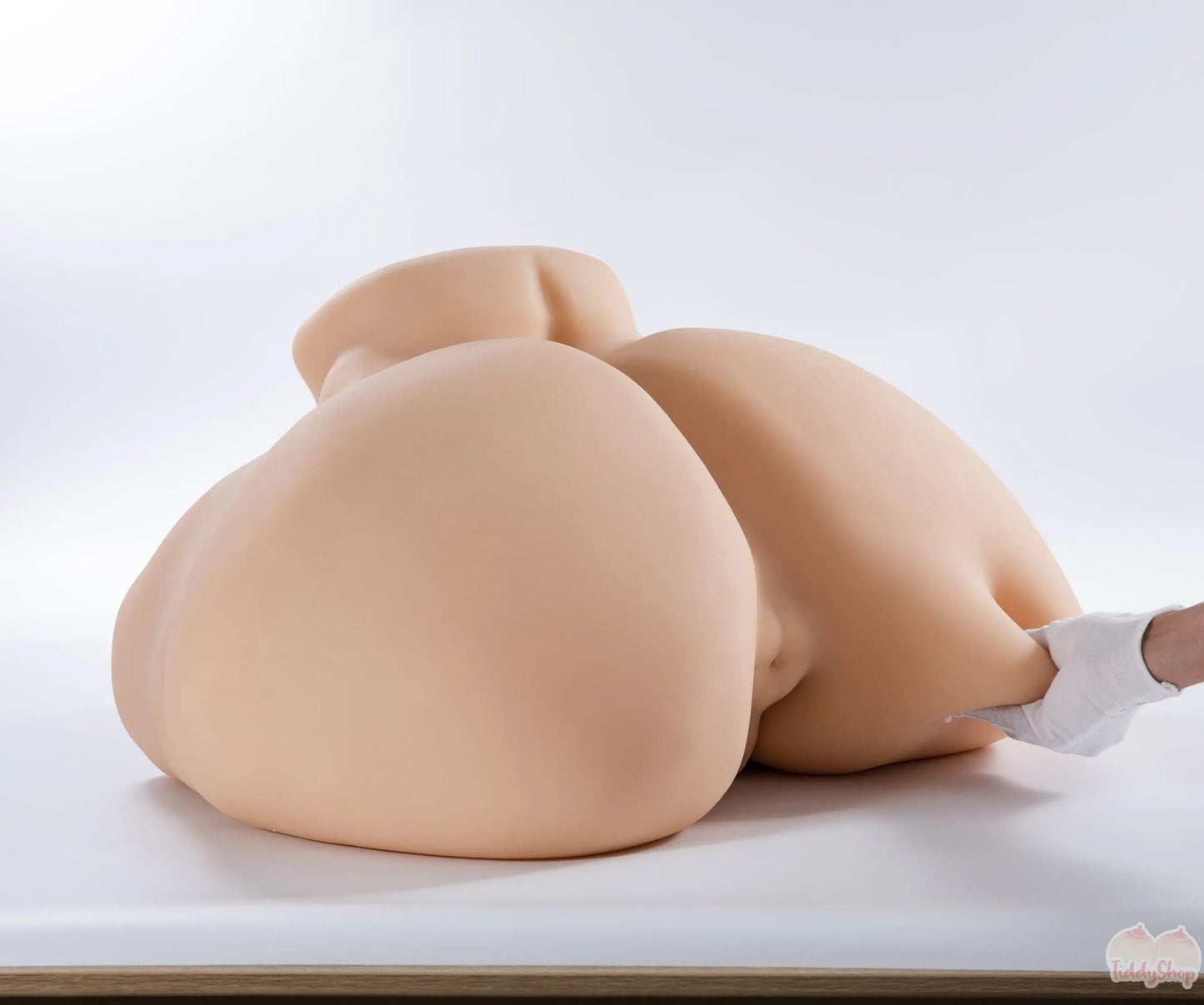 TiddyShop Heavenly Madame Squishable - JelloJiggles BBW Pear Gigantic Ass 94lb (43 kg) - Extremely Jiggly Huge Booty Giant Butt Hip Toy Onahole - TiddyDollHouse TiddyShop