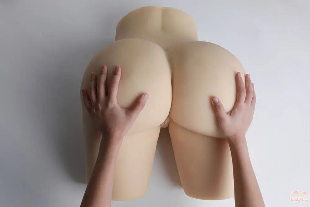 TiddyShop Big Extra Jiggly Booty Butt Hip Toy- 24.2 kg Onahole (with vagina and anus) -  Sex Toy - TiddyDollHouse TiddyShop 