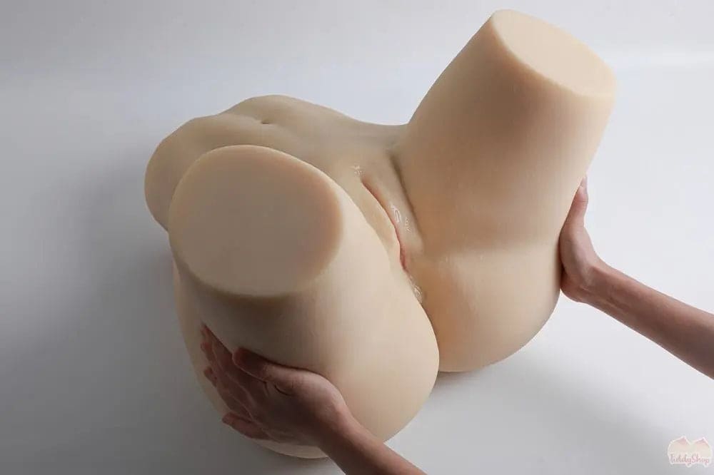 TiddyShop Big Extra Jiggly Booty Butt Hip Toy- 24.2 kg Onahole (with vagina and anus) - Sex Toy - TiddyDollHouse TiddyShop