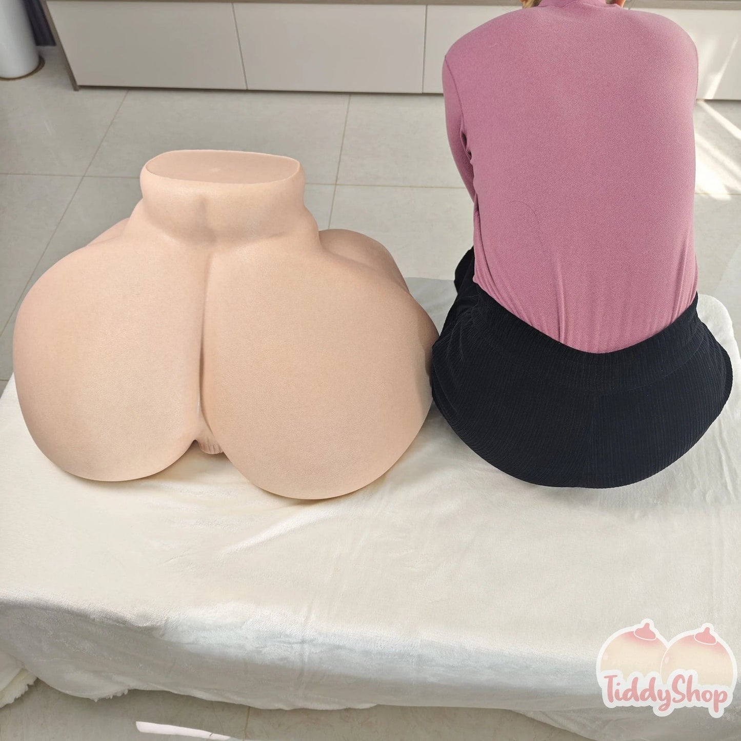 TiddyShop Madame Booty 94lb / 43 kg - SimulaFeel® Platinum Silicone, Gel Filled, Jiggly, Ultra Realistic Ass - Tiddyshop Pantented Silicone Technology (Heavenly Madame Twins) - Huge BBW SSBBW Hip Fat Butt Toy Doll Onahole - TiddyDollHouse TiddyShop