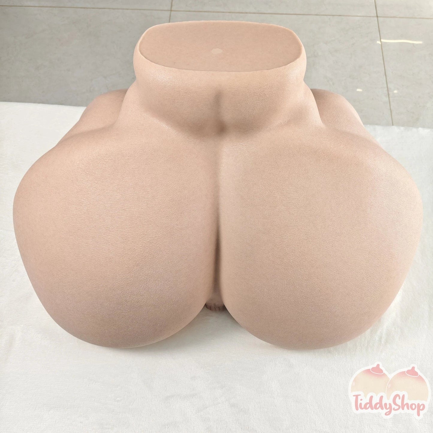 TiddyShop Madame Booty 94lb / 43 kg - SimulaFeel® Platinum Silicone, Gel Filled, Jiggly, Ultra Realistic Ass - Tiddyshop Pantented Silicone Technology (Heavenly Madame Twins) - Huge BBW SSBBW Hip Fat Butt Toy Doll Onahole - TiddyDollHouse TiddyShop